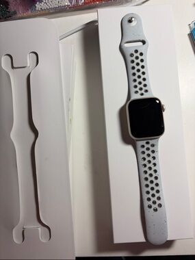 Apple Watch SE 40mm
